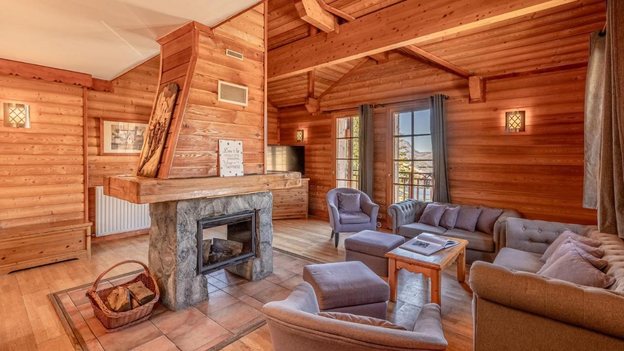 Madame Vacances Les Chalets De L'Altiport Alpe d'Huez Exteriör bild
