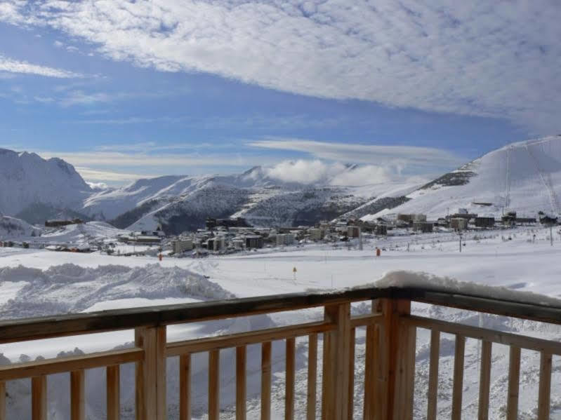 Madame Vacances Les Chalets De L'Altiport Alpe d'Huez Exteriör bild